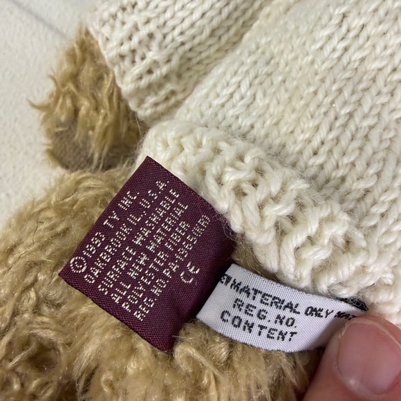 Ty Attic Treasures Bear 1999 Maple Leaf Sweater Canada Plush ~9” - Picture 5 of 10